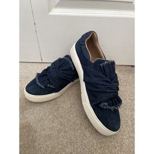 Aldo Women’s Blue Denim Slip On Low Top Ruffled Canvas Sneakers